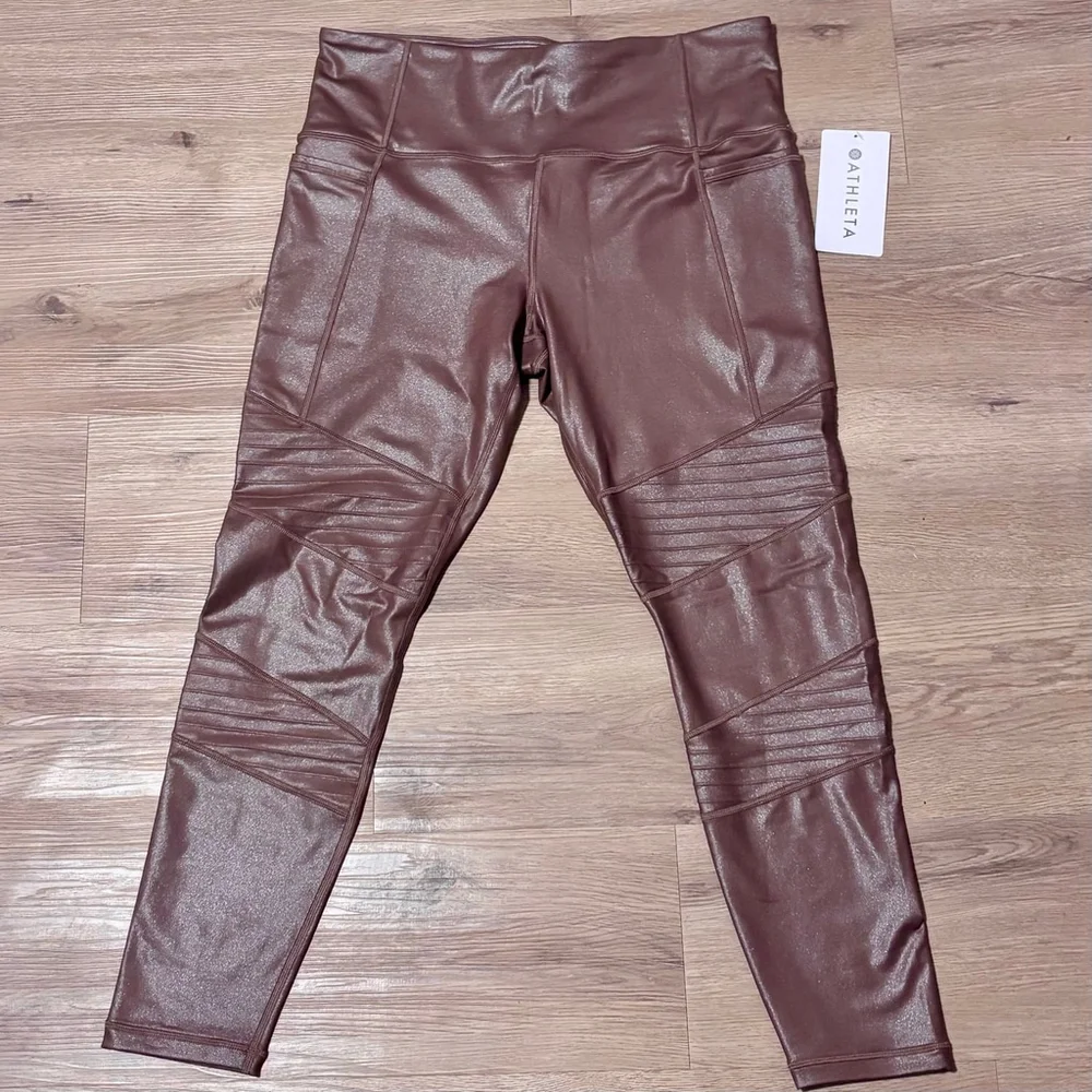Athleta inclination moto